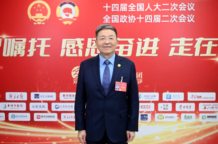 全国人大代表、中国工程院院士、pg电子药业董事长肖伟：开发中药“经典名方”，让“好方”变“好药”